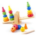 Pyramide clown à empiler en bois