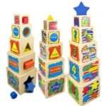 ⁦Tour de cubes avec formes à encastrer en bois⁩ - الصورة ⁦4⁩