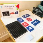 ⁦Clementoni – Mon coffret Montessori : les lettres⁩ - الصورة ⁦2⁩