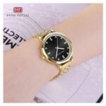 ⁦Montre Femme MINI FOCUS MF0047 – Dorée, Cadran Noir⁩ - الصورة ⁦3⁩
