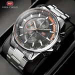 ⁦Montre Homme MINI FOCUS Chronographe – Cadran Noir, Accents Or Rose, Acier⁩ - الصورة ⁦3⁩
