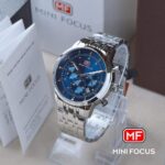 ⁦Montre Homme MINI FOCUS MF0282 Chronographe – Cadran Bleu Soleillé, Acier Argenté⁩ - الصورة ⁦2⁩