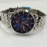 ⁦Montre Homme MINI FOCUS MF0282 Chronographe – Cadran Bleu Soleillé, Acier Argenté⁩ - الصورة ⁦4⁩