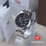 ⁦Montre Homme MINI FOCUS MF0282 Chronographe – Cadran Noir, Acier Argenté⁩ - الصورة ⁦2⁩