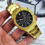 ⁦Montre Homme CURREN 8440 Chronographe – Boîtier Octogonal Doré, Cadran Noir⁩ - الصورة ⁦2⁩