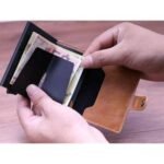 Porte-Cartes Anti-RFID à Éjection – Cognac