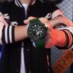 ⁦Montre Homme REWARD RD831508M Chronographe Sport – Noir, Silicone Vert⁩ - الصورة ⁦5⁩