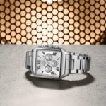 ⁦Montre Homme REWARD RD812265 Chronographe Rectangulaire – Cadran Blanc, Chiffres Romains⁩ - الصورة ⁦3⁩