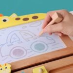 ⁦Tableau à dessin en bois – Girafe⁩ - الصورة ⁦3⁩