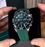 ⁦Montre Homme REWARD RD831105 Chronographe Sport – Cadran Vert, Silicone Vert⁩ - الصورة ⁦2⁩
