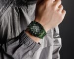 ⁦Montre Homme NAVIFORCE NF7105 Chronographe Tonneau – Boîtier Transparent Vert⁩ - الصورة ⁦3⁩