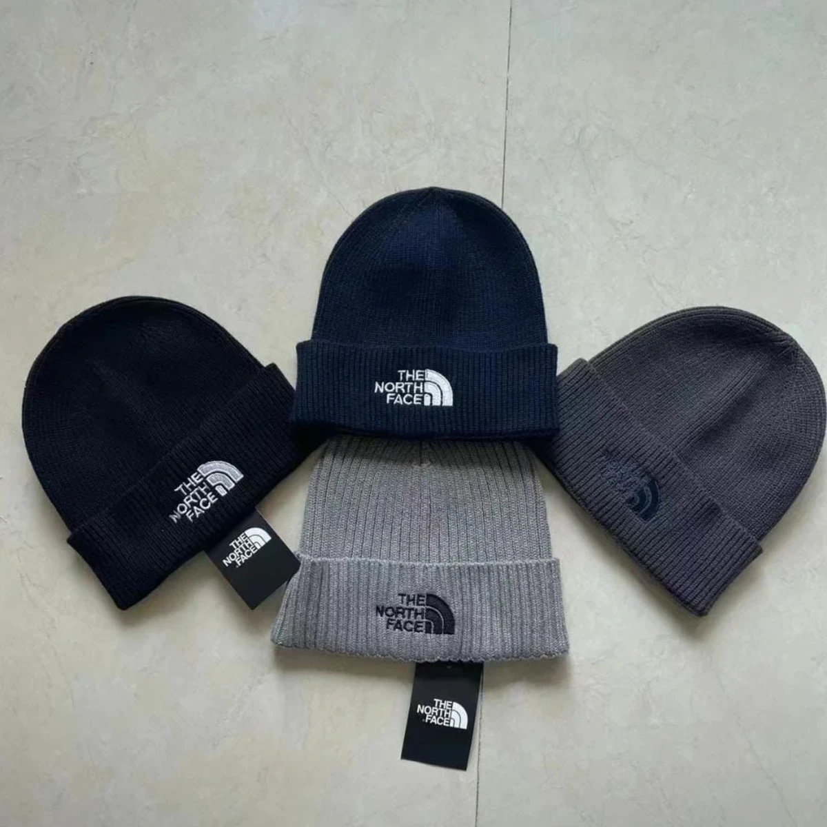 rewak-hd-10893 Bonnet Mixte The North Face – Maille Côtelée, Logo Brodé, 4 Coloris