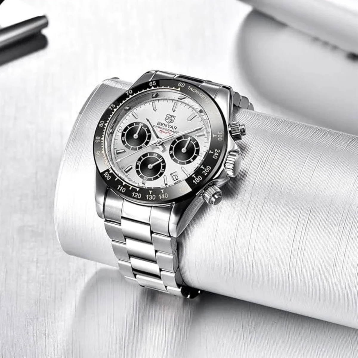 rewak-hd-6394 Montre Homme BENYAR 5169 Chronographe – Cadran Blanc Panda, Lunette Noire, Acier