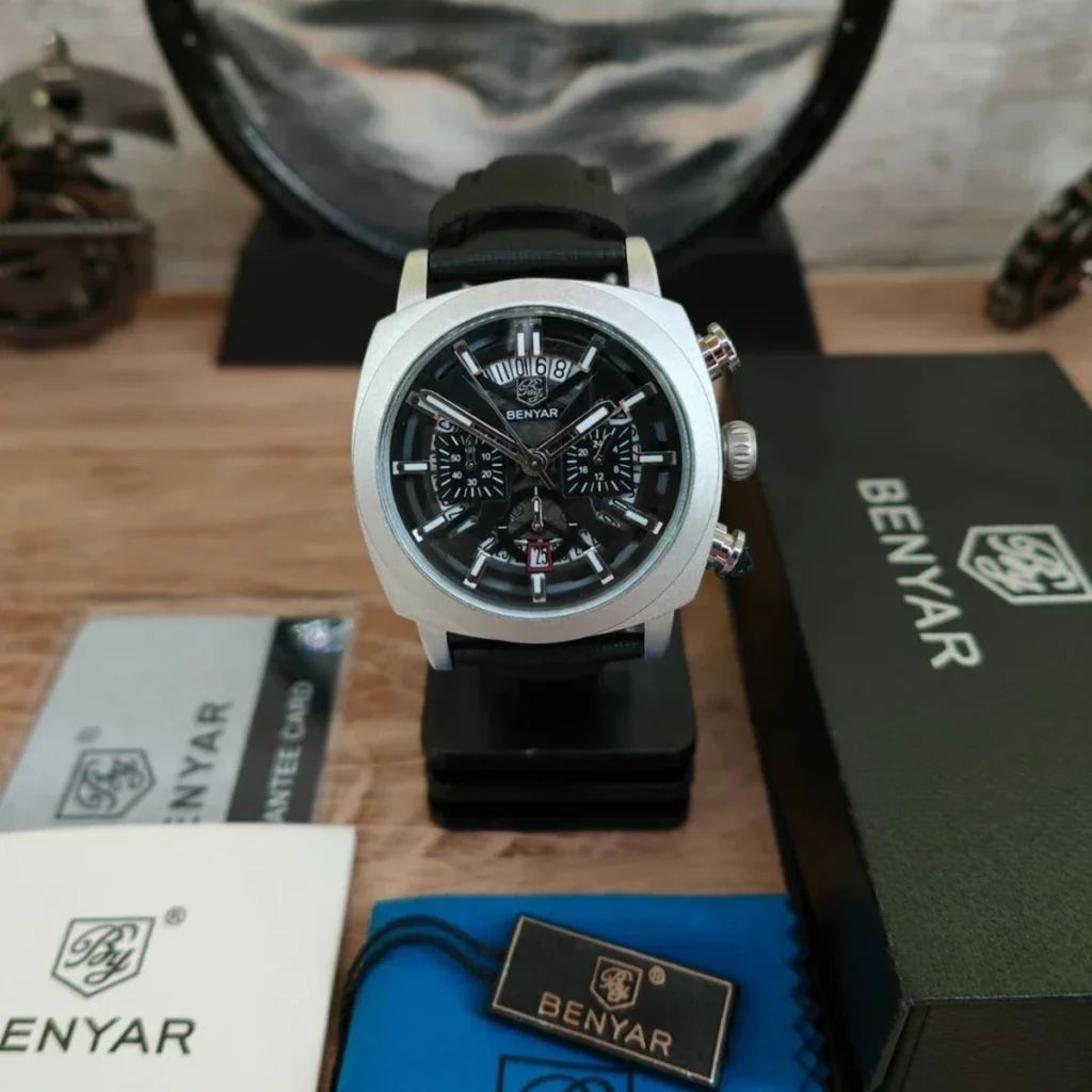 Montre Homme BENYAR 5205 Chronographe 43 mm – Cadran Noir, Boîtier Argenté, Cuir Noir