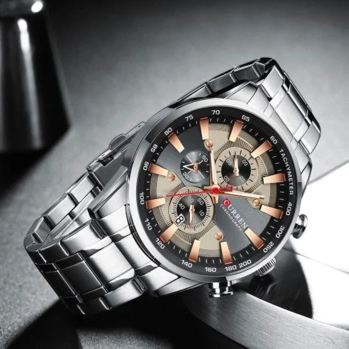 rewak-hd-6950 Montre Homme CURREN 8351 Chronographe – Cadran Beige Champagne et Index Or Rose
