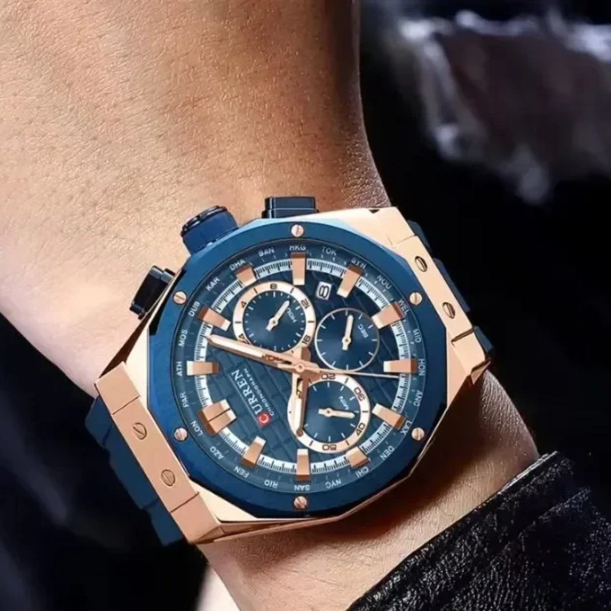 rewak-hd-7001 Montre Homme CURREN 8464 Chronographe – Cadran Bleu, Boîtier Or Rose, Bracelet Silicone