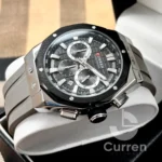 Montre Homme CURREN 8464 Chronographe – Cadran Noir, Bracelet Silicone Gris