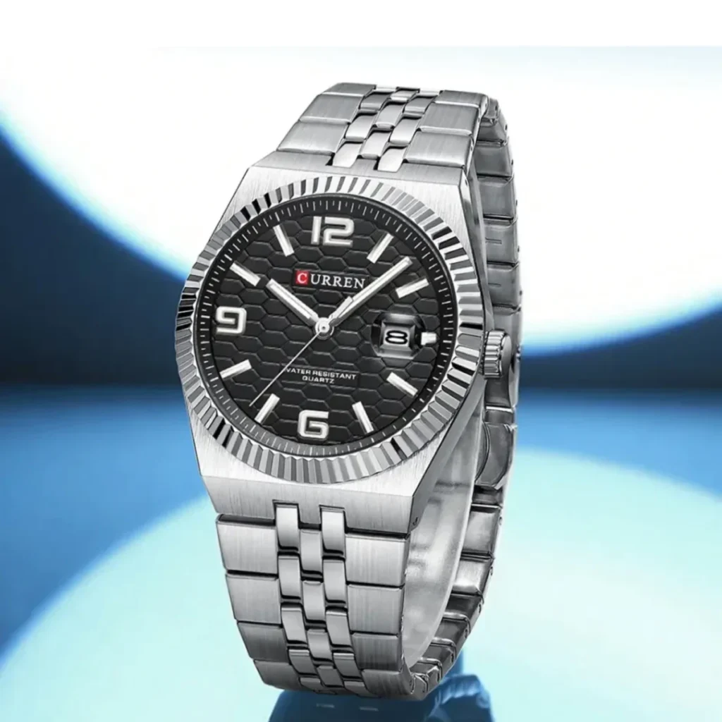 Montre Homme CURREN 8498 – Cadran Noir Texturé, Lunette Cannelée et Bracelet Acier