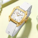 Montre Femme CURREN 9113 – Cadran Carré Doré, Bracelet Silicone Blanc