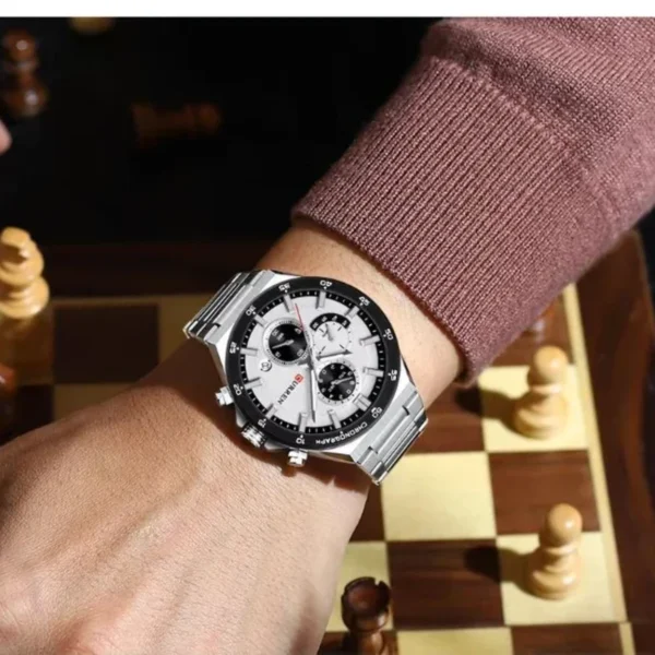 Montre Homme CURREN 8481 Chronographe – Cadran Blanc et Compteurs Noirs, Acier