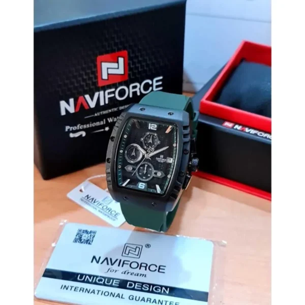 Montre Homme NAVIFORCE Chronographe Tonneau – Bracelet Vert
