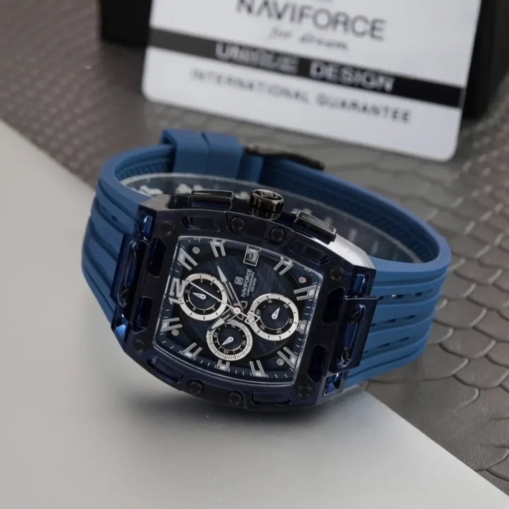 Montre Homme NAVIFORCE NF7105 Chronographe Tonneau – Noir et Bleu