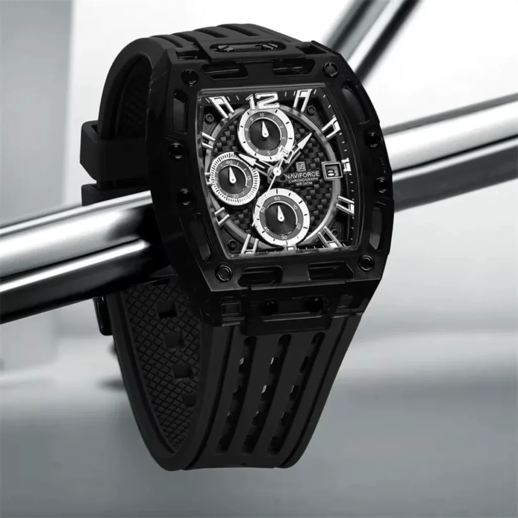 Montre Homme NAVIFORCE NF7105 Chronographe Tonneau – Boîtier Transparent Noir