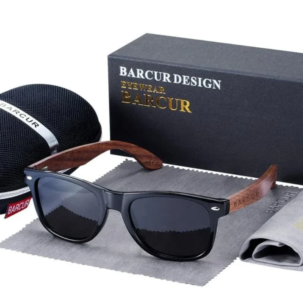 Lunettes de Soleil Polarisées Unisexe BARCUR BC8700 – Wayfarer Noires, Branches en Bois